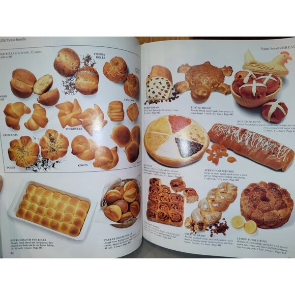 The Good Housekeeping Illustrated Cookbook 1980 Hard Cover Cook Book CLEAN - Picture 10 of 13